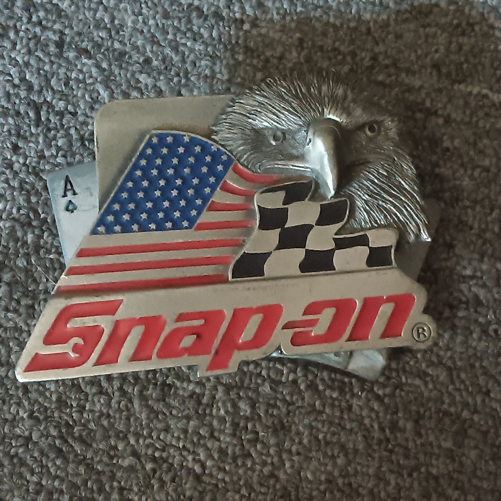 Vintage  snap on belt buckle holds zippo lighter! Rare!